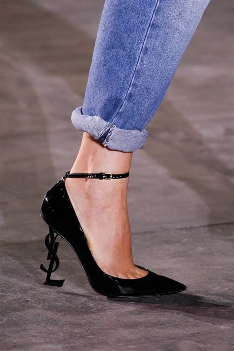 scarpe ysl tacchi